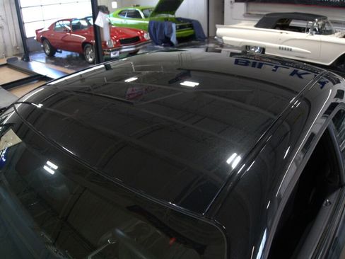 Used 2014 Dodge Challenger SRT8 w/ Harman/Kardon Audio Group image 15