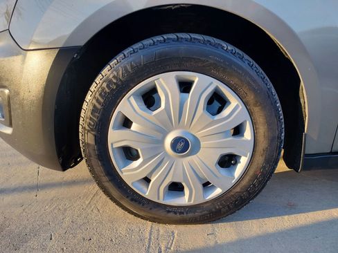 Used 2020 Ford Transit Connect XL image 12