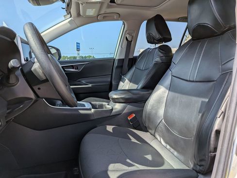 Used 2023 Toyota RAV4 XLE w/ Convenience Package AWD/4WD image 14