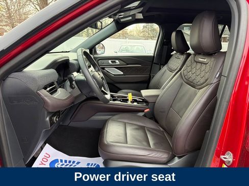 Used 2025 Ford Explorer Platinum w/ Ultimate Package image 12