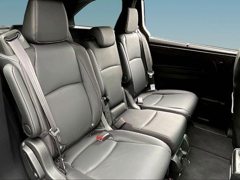 Used 2026 Honda Odyssey Sport-L image 24