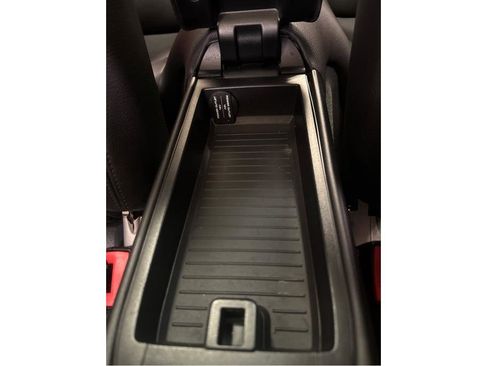 Used 2015 Porsche 911 Carrera image 25