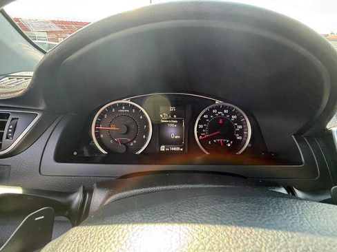 Used 2016 Toyota Camry SE image 28