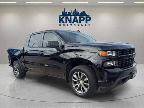 Used 2021 Chevrolet Silverado 1500 Custom RWD image 3