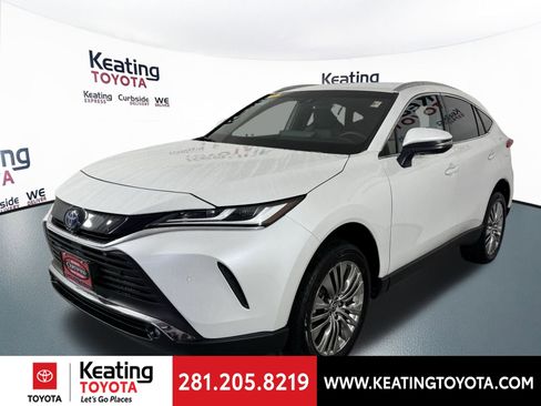 Certified 2024 Toyota Venza XLE image 10