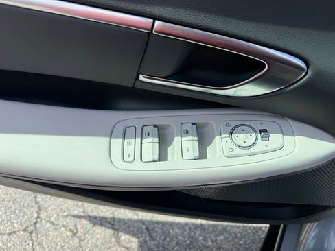 Used 2023 Hyundai Sonata SEL w/ Cargo Package image 14