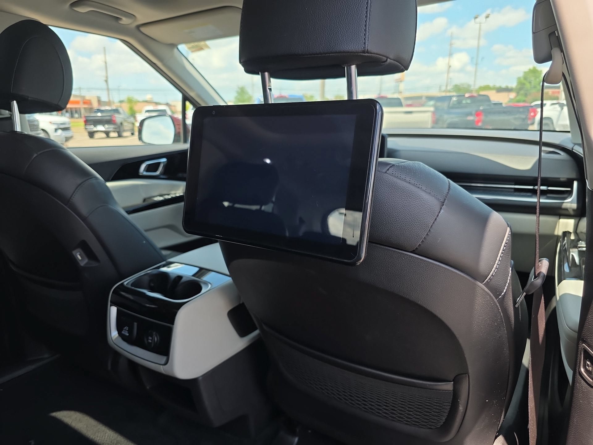 Used 2022 Kia Carnival SX Prestige FWD image 16