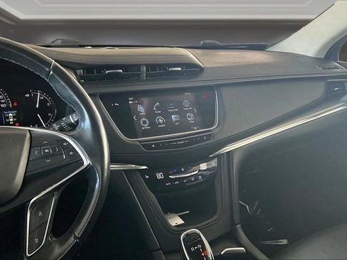 Used 2019 Cadillac XT5 Luxury AWD/4WD image 9