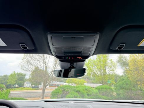 New 2026 GMC Acadia AT4 w/ LPO, Floor Liner Package AWD/4WD image 16