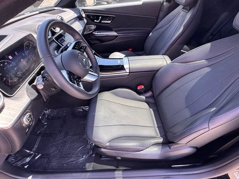 Used 2025 Mercedes-Benz CLE 300 4MATIC Coupe image 18