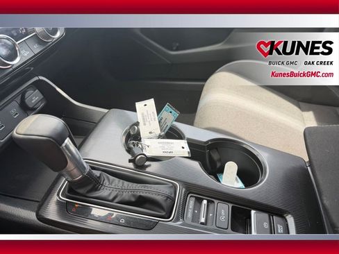 Used 2025 Honda Civic Sport image 25