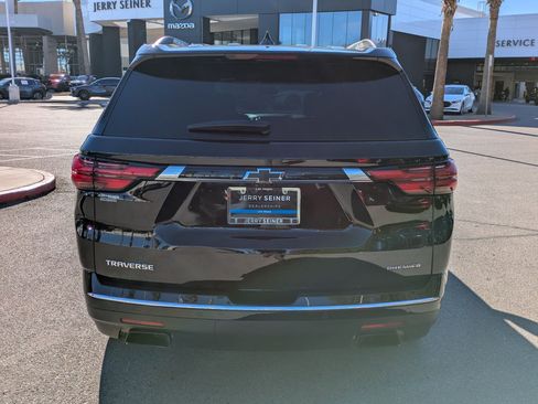 Used 2022 Chevrolet Traverse Premier w/ LPO, Floor Liner Package image 4