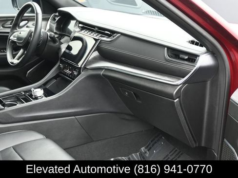 Used 2025 Jeep Grand Cherokee Overland w/ Adv Protech Group III AWD/4WD image 6