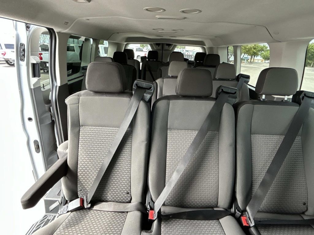 Used 2024 Ford Transit 350 XLT RWD image 24