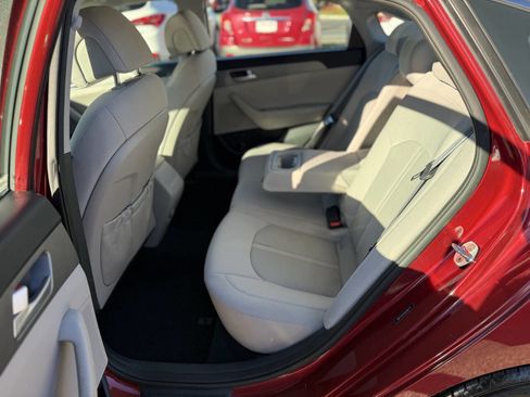 Used 2016 Hyundai Sonata SE image 15