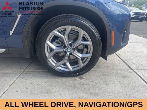 Used 2023 BMW X3 xDrive30i w/ Premium Package AWD/4WD image 3