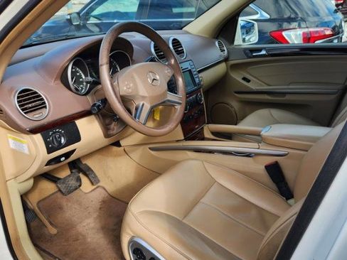 Used 2012 Mercedes-Benz GL 450 4MATIC image 7