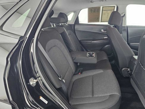 Used 2023 Hyundai Kona SE w/ Cargo Package FWD image 12