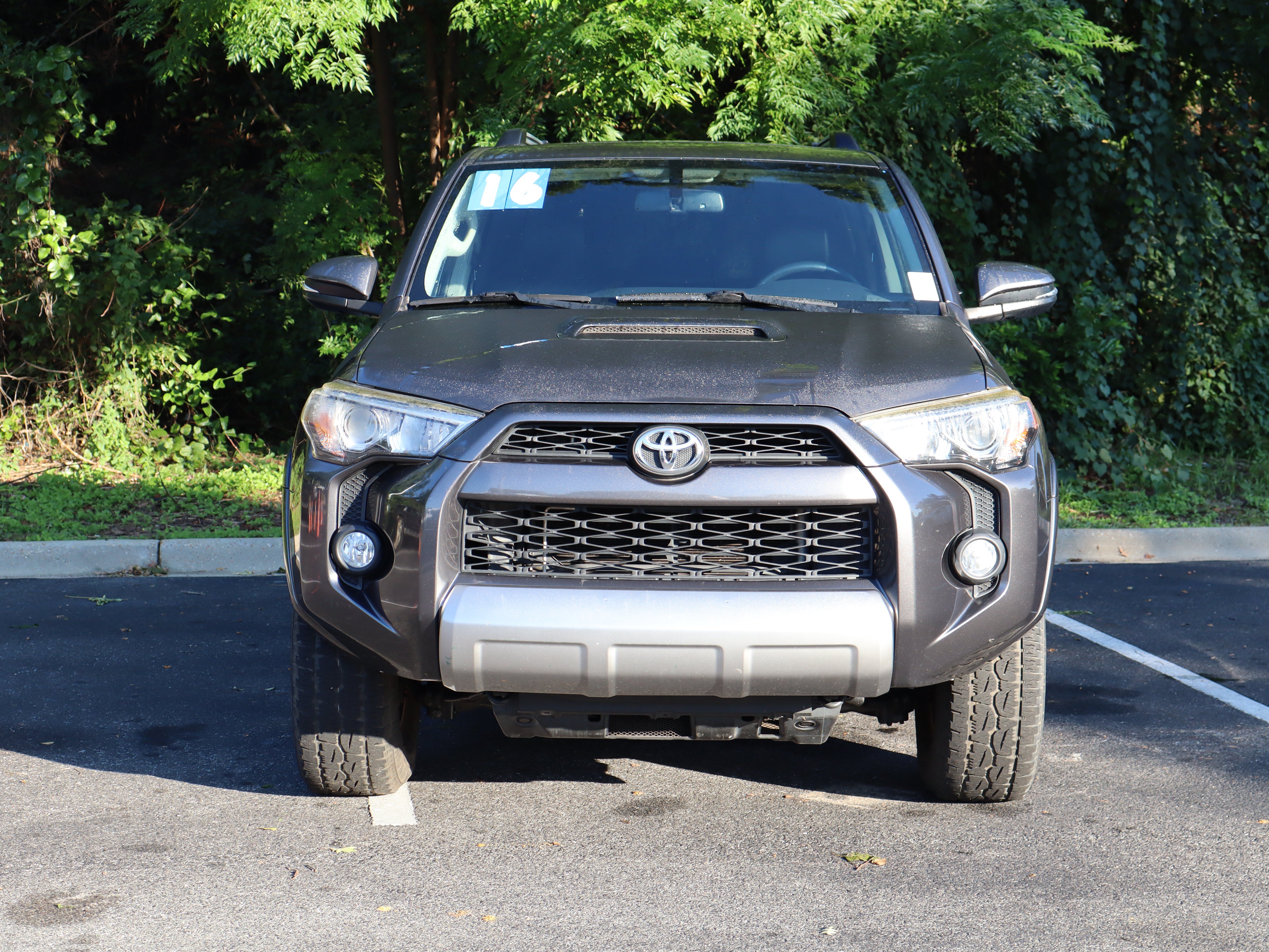 Used 2016 Toyota 4Runner Trail Premium AWD/4WD image 3