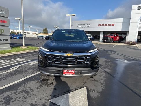 Used 2025 Chevrolet Equinox LT image 10