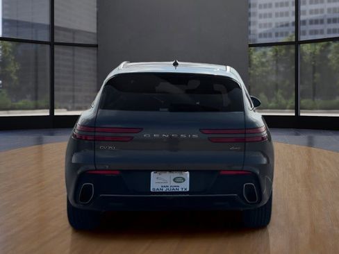 Used 2025 Genesis GV70 2.5T image 4