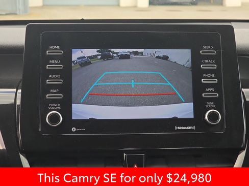 Used 2024 Toyota Camry SE FWD image 29