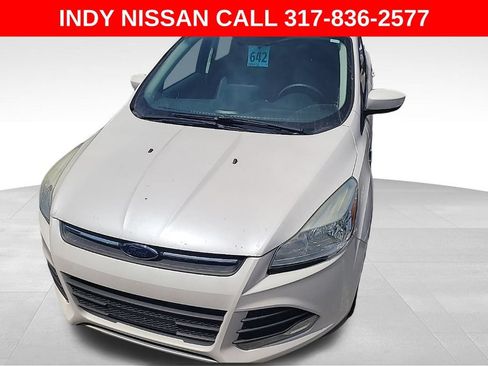 Used 2015 Ford Escape SE FWD image 1