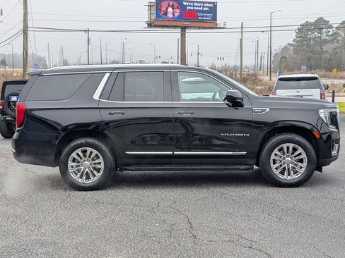 Used 2023 GMC Yukon SLT image 8