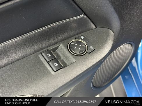 Used 2021 Ford Mustang Shelby GT500 w/ Technology Package RWD image 18