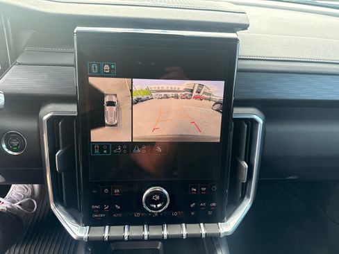 New 2026 GMC Acadia Elevation w/ Black Edition AWD/4WD image 18