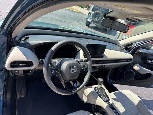 Used 2024 Honda HR-V LX image 19