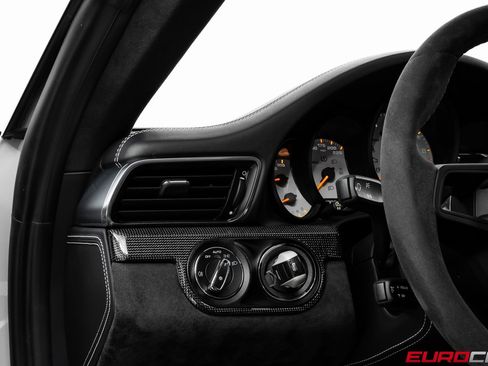 Used 2019 Porsche 911 GT3 RS image 30