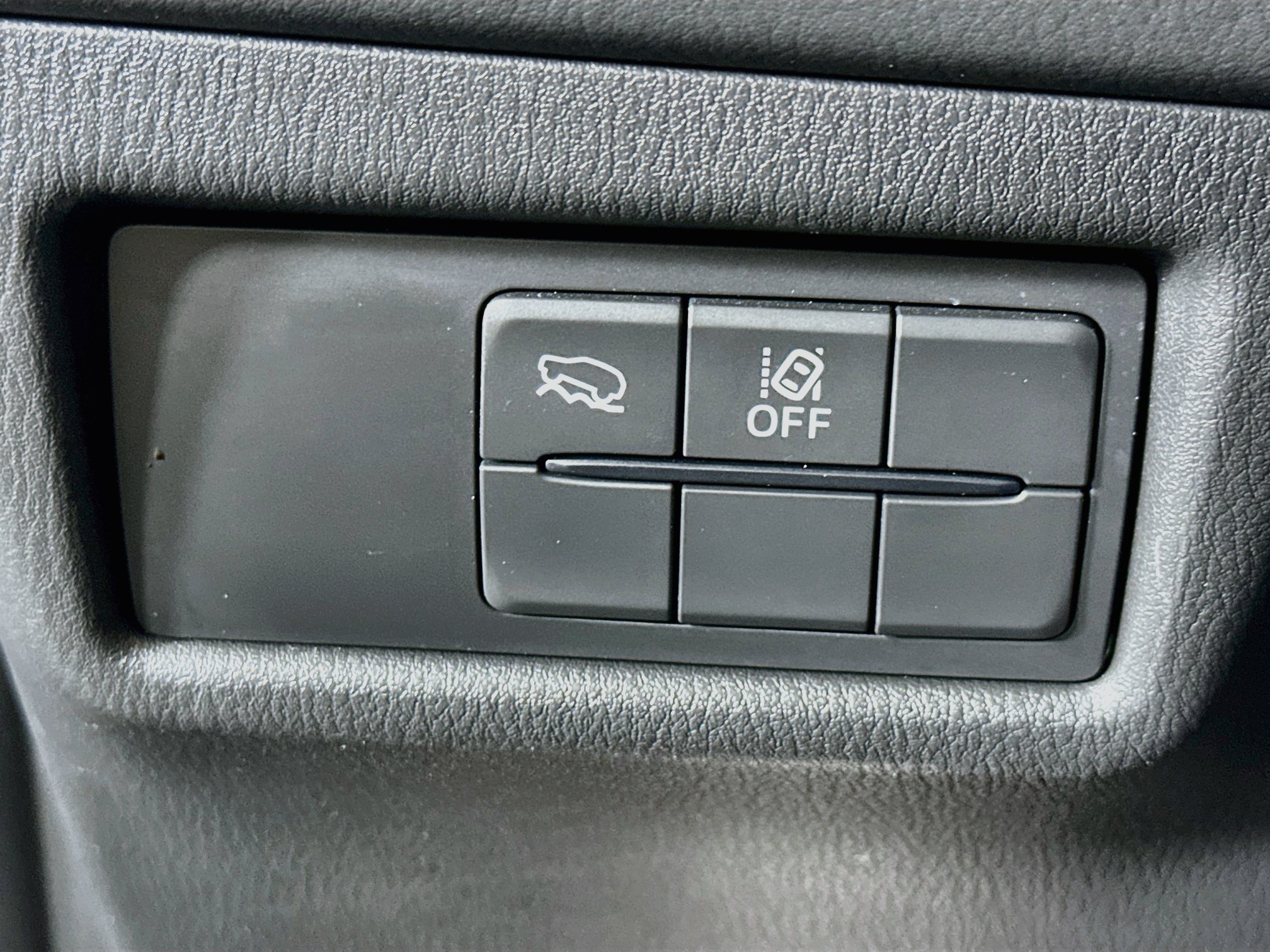Used 2025 MAZDA CX-5 AWD 2.5 S w/ Select Package image 17