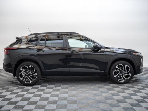 New 2026 Chevrolet Trax RS w/ Sunroof Package FWD image 4
