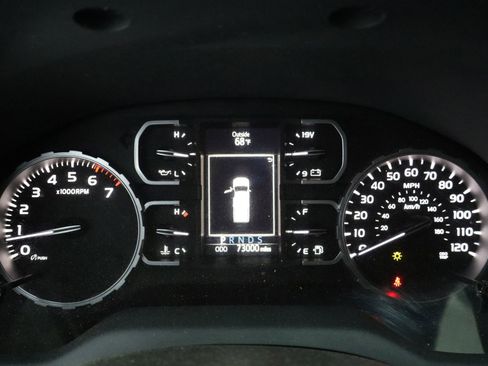 Used 2021 Toyota Tundra SR5 image 12