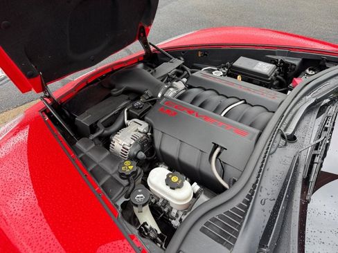 Used 2013 Chevrolet Corvette Grand Sport w/ 3LT Preferred Equipment Group RWD image 3