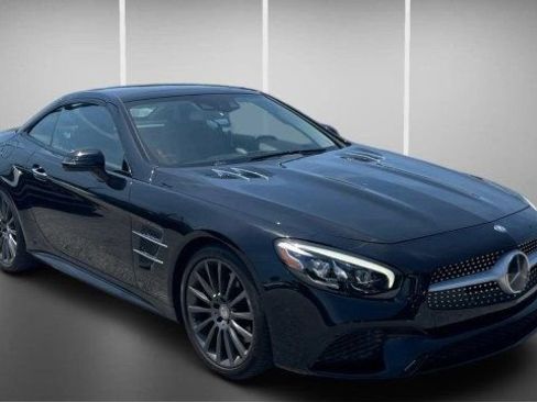 Used 2017 Mercedes-Benz SL 450 image 2