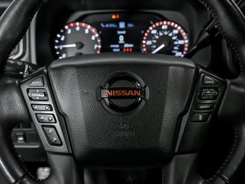 Used 2021 Nissan Titan PRO-4X w/ Pro-4x Convenience Package image 26