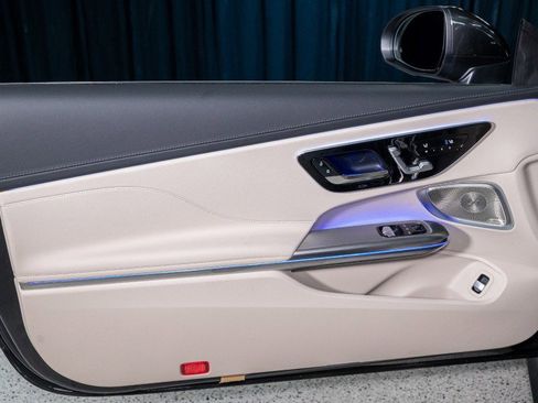 New 2026 Mercedes-Benz CLE 300 4MATIC Coupe image 12