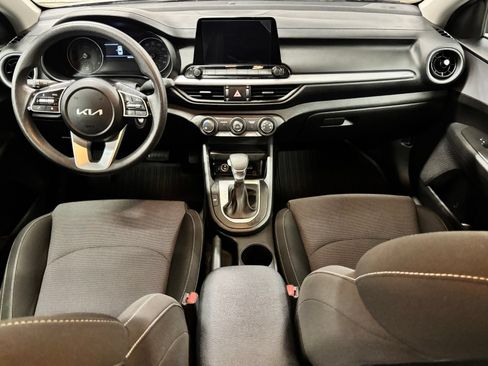 Used 2023 Kia Forte LXS w/ LXS Technology Package FWD image 12