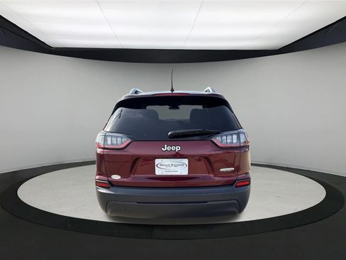 Used 2019 Jeep Cherokee Latitude Plus w/ Cold Weather Group image 6