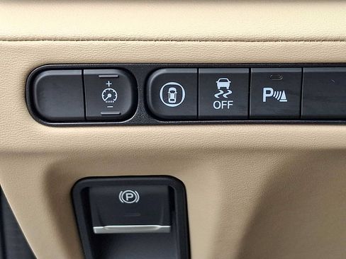 Used 2024 Acura MDX SH-AWD w/ Technology Package image 27