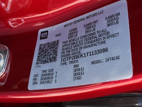 New 2026 GMC Canyon Elevation w/ Convenience Package image 60