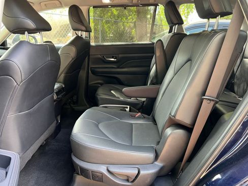 Used 2025 Toyota Grand Highlander FWD image 43