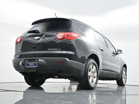 Used 2009 Chevrolet Traverse LT image 50