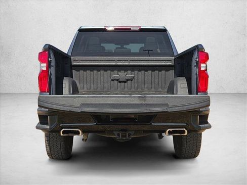 Used 2022 Chevrolet Silverado 1500 LT Trail Boss w/ Bed Protection Package AWD/4WD image 6