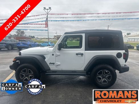 Used 2023 Jeep Wrangler Sport image 6