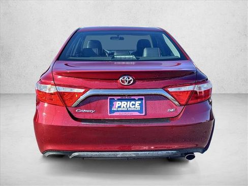Used 2017 Toyota Camry SE image 6