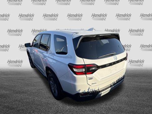 Used 2025 Honda Pilot EX-L image 7