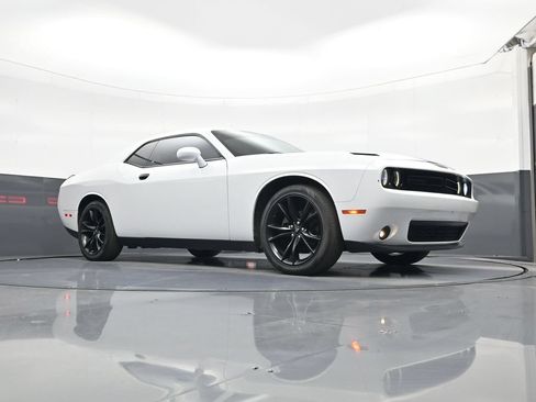 Used 2017 Dodge Challenger SXT w/ Blacktop Package RWD image 17